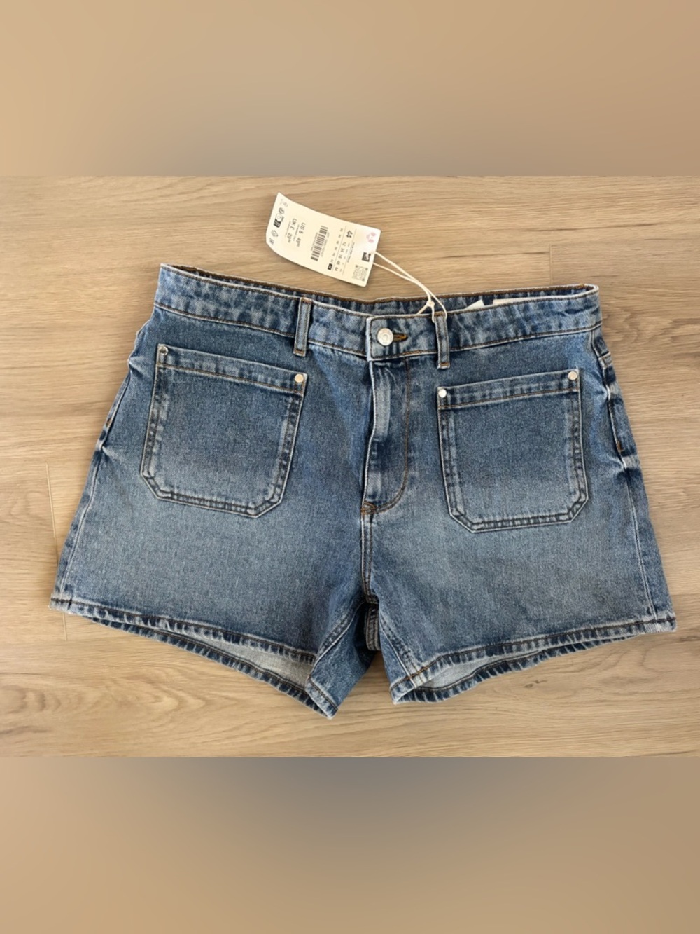 Zara Medium Blue Denim Cutoff Jean Shorts MSRP $50 NWT US 12